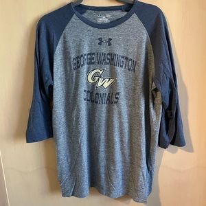 Men’s under armour shirt. Quarter length sleeves